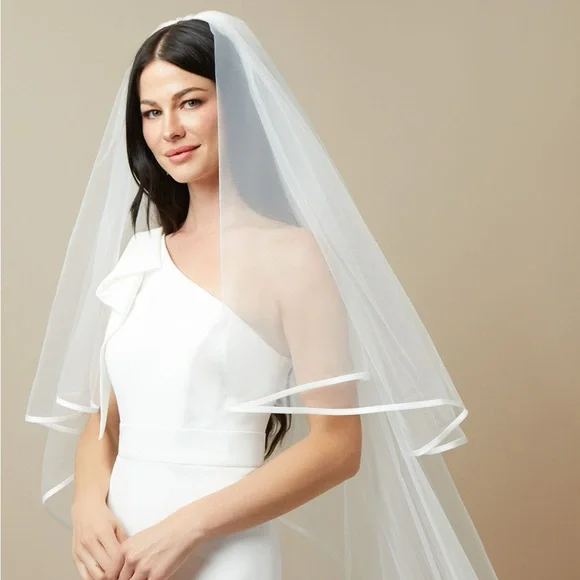 Cathedral Wedding veil - Picture 2 of 8